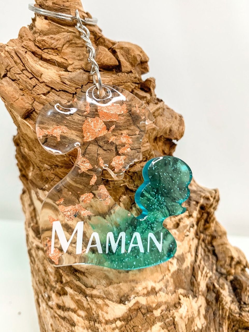 Porte-clés "MAMAN" turquoise et feuilles de cuivre