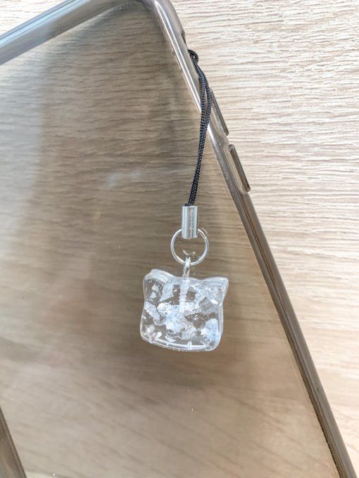 Bijou de téléphone tête de chat feuilles d'argent