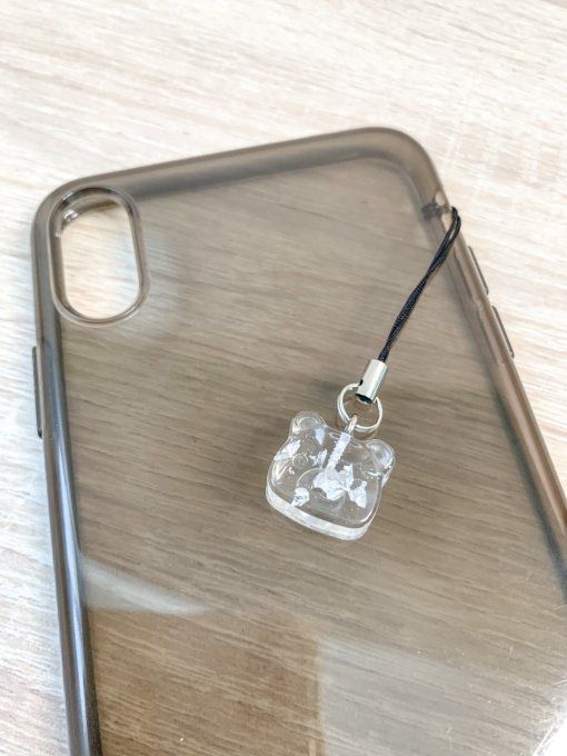 Bijou de téléphone tête d'ours feuilles d'argent