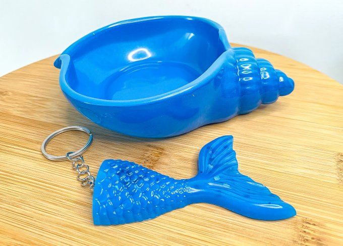 Vide-poches coquillage bleu fluo + porte-clés assorti 