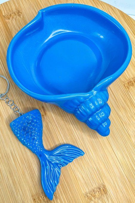 Vide-poches coquillage bleu fluo + porte-clés assorti 