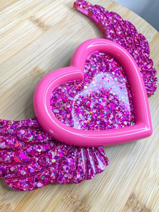 Vide-poches cœur ailés rose et paillettes assorties 
