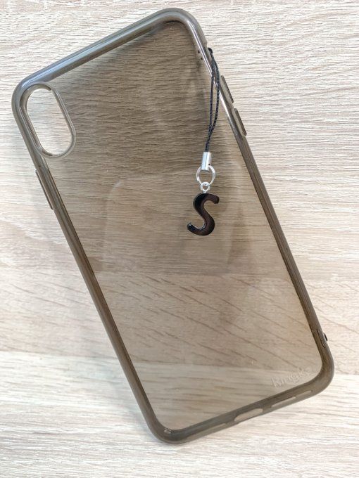 Bijou de téléphone lettre "S" noire