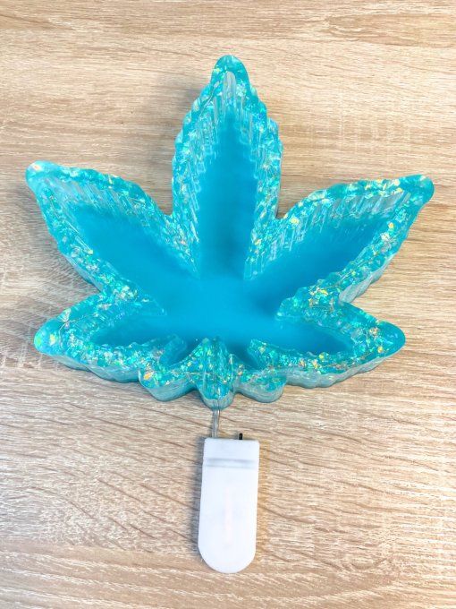 Cendrier feuille XXL à LED bleu turquoise et paillettes holographiques
