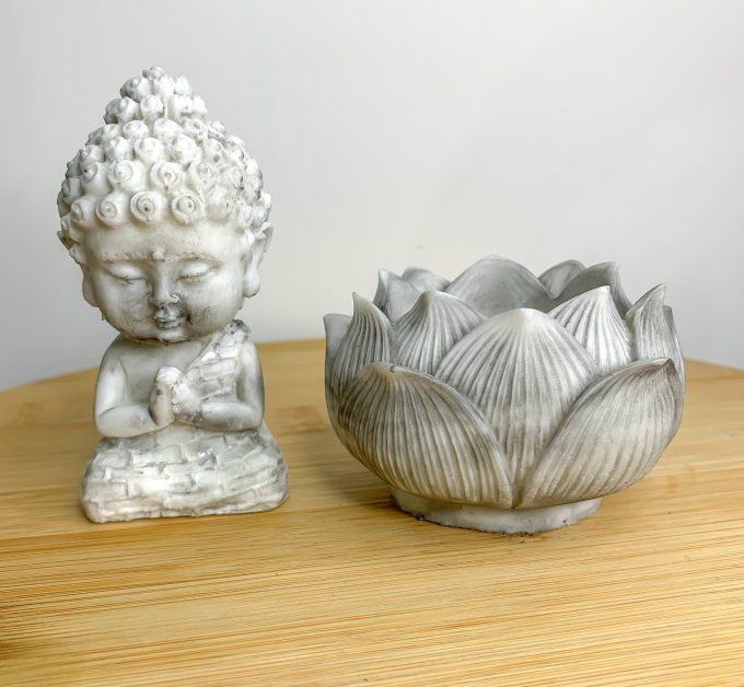 Bouddha et son lotus - marbré blanc/gris