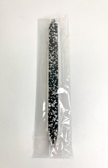 Stylo carré avec paillettes argent et noir